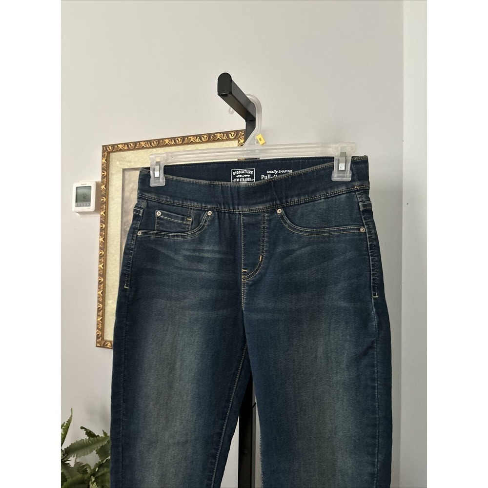 Levi Strauss Signature Gold Jeans Womens W28 x L30 Mid Rise Straight Stretch - Picture 2 of 12